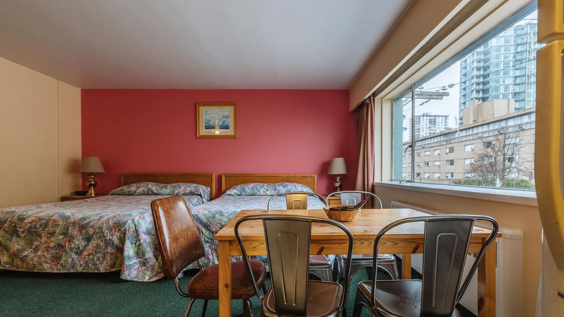 English Bay Hotel Ванкувер 2*,  Канада